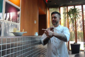 Mauricio Santelice describing dessert