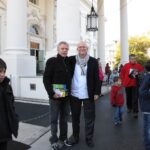 Bill Yosses with Battman at the White House.