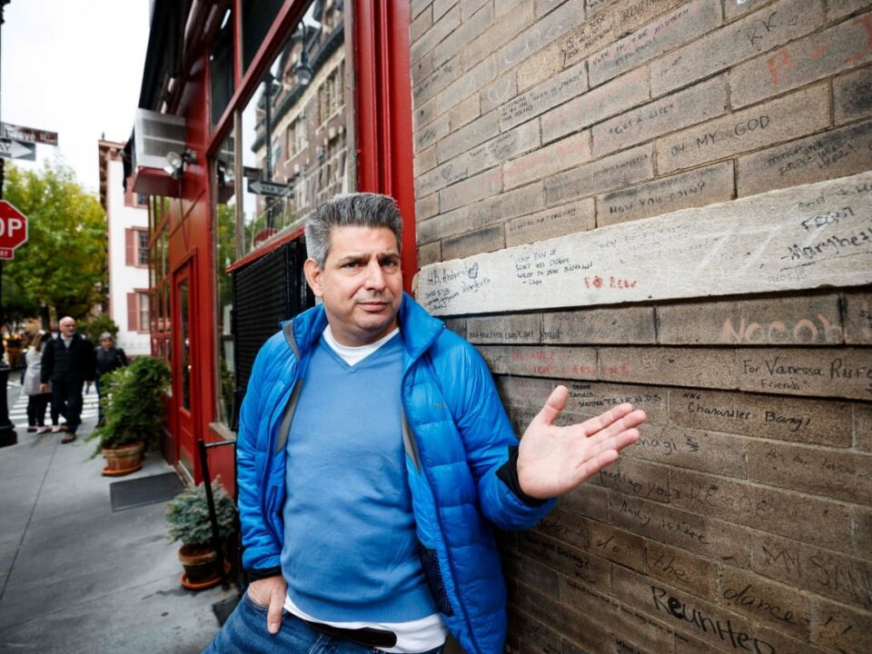Owner of restaurant at famous ‘Friends’ location is tired of ‘annoying’ tourists
