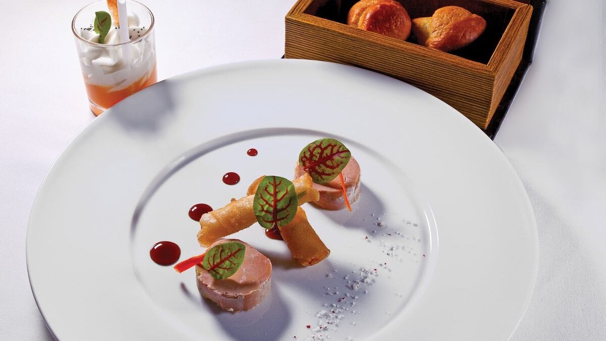 Foie gras and Crispy Langoustines, Master Chefs of France, 2017, Photo by Battman