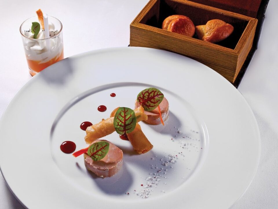 Foie gras and Crispy Langoustines, Master Chefs of France, 2017, Photo by Battman